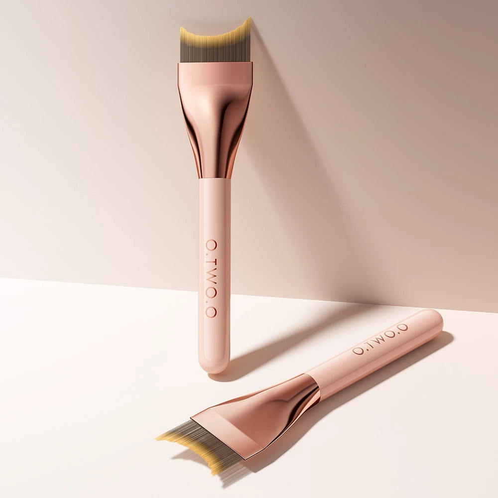 Ultra-Smooth Precision Foundation Application Brush