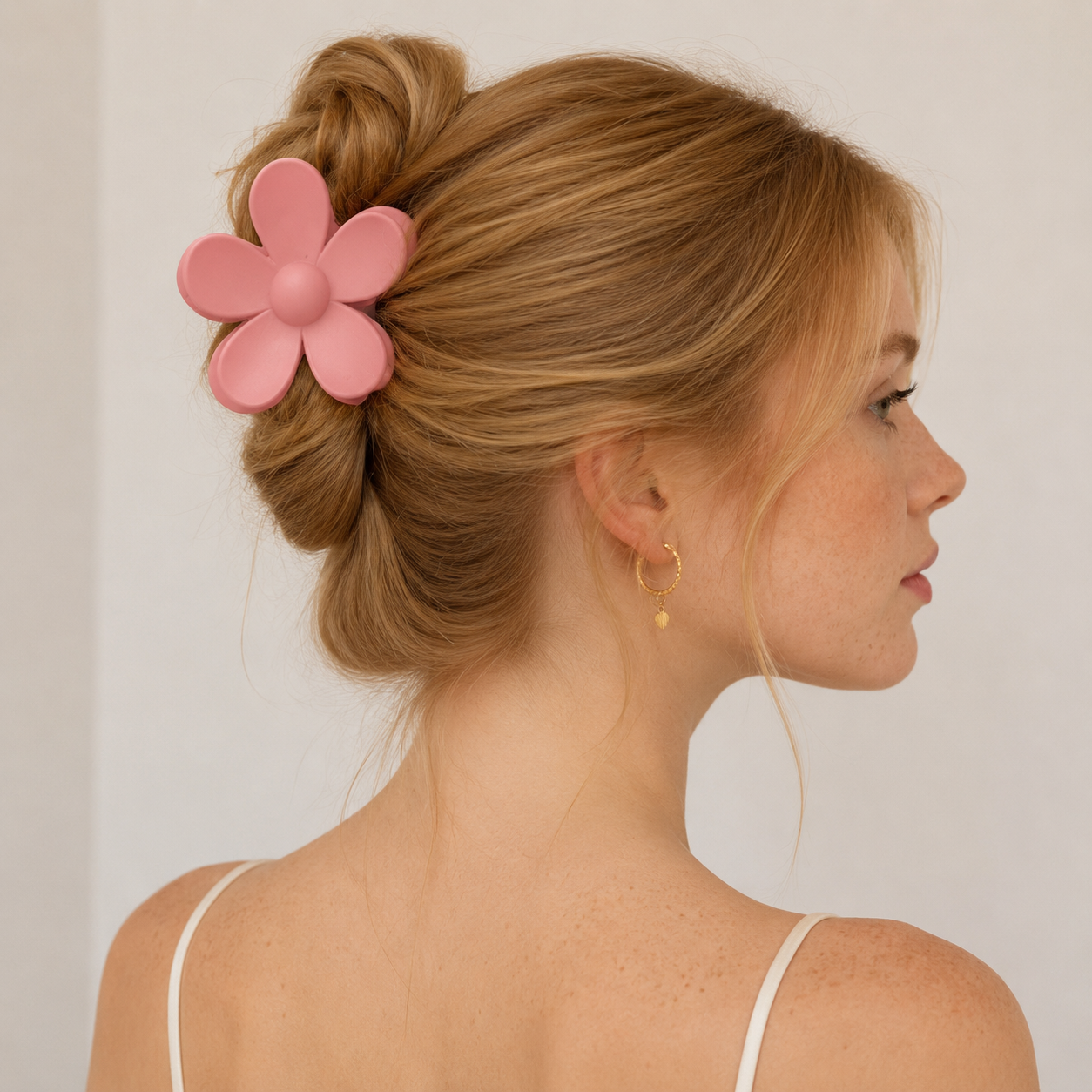 Bloom Petal Hair Claw